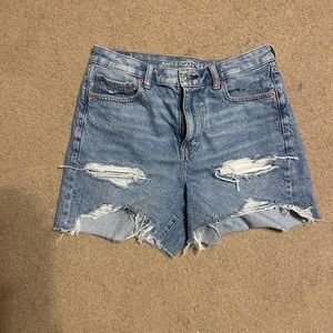 American Eagle Baggy Mom Shorts